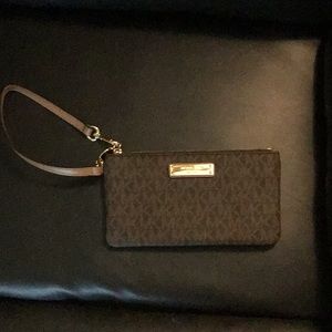 Michael Kors Wristlet